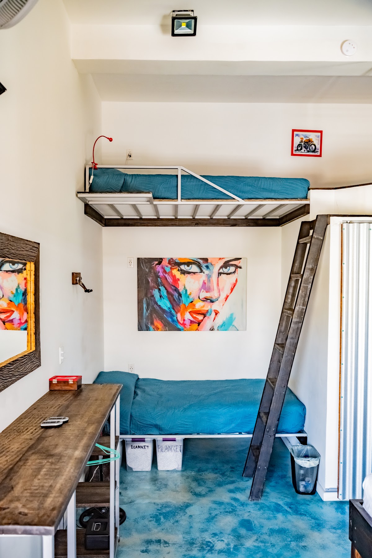 Crash Pad Adventure Hostel gallery 10