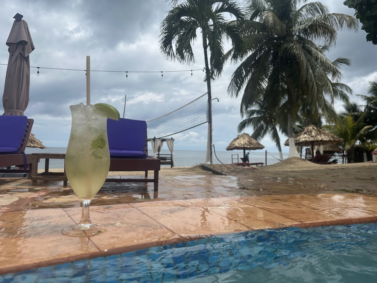 All Seasons Belize gallery 3