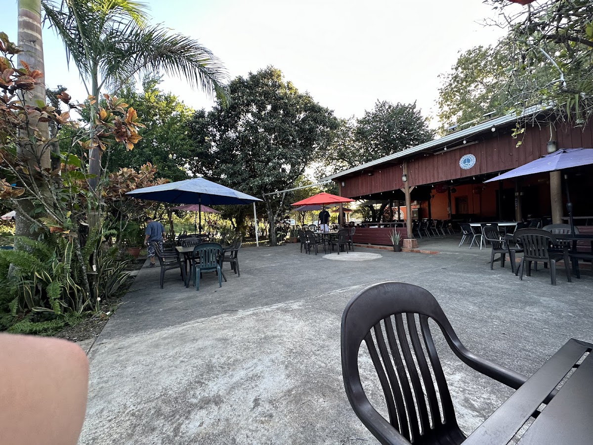 Hode's Place gallery 4