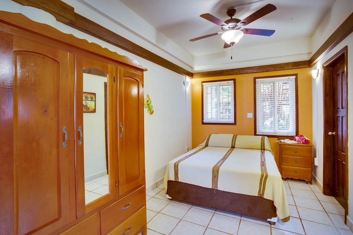Buttonwood Belize gallery 2