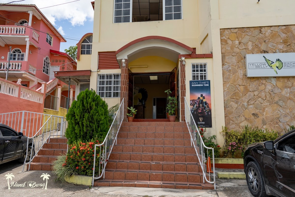 Yellow Belly Backpackers gallery 3