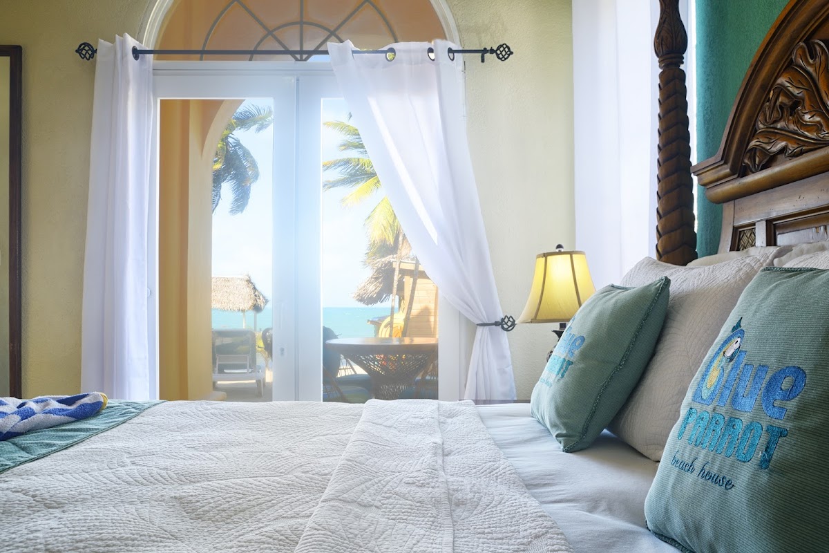 Blue Parrot Beach House gallery 2
