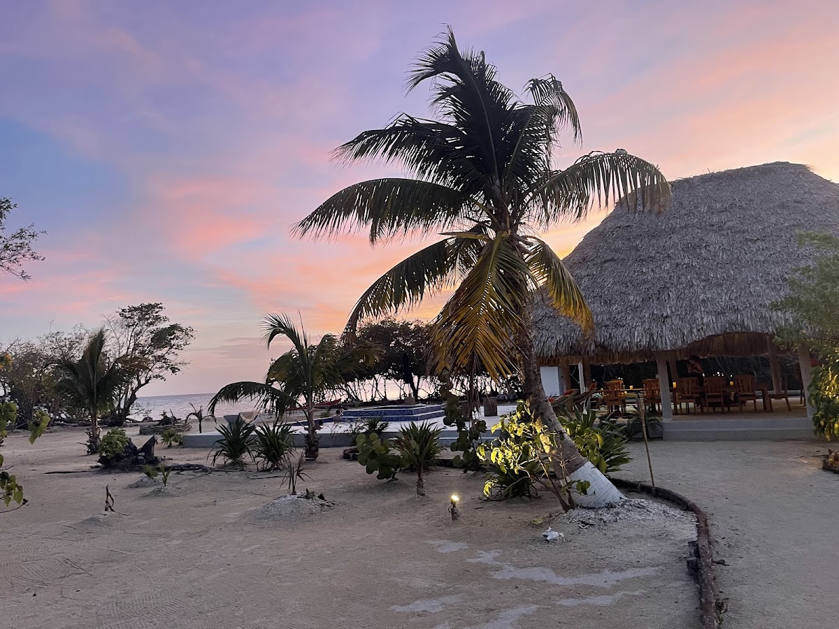 Blue Reef Island Belize gallery 4