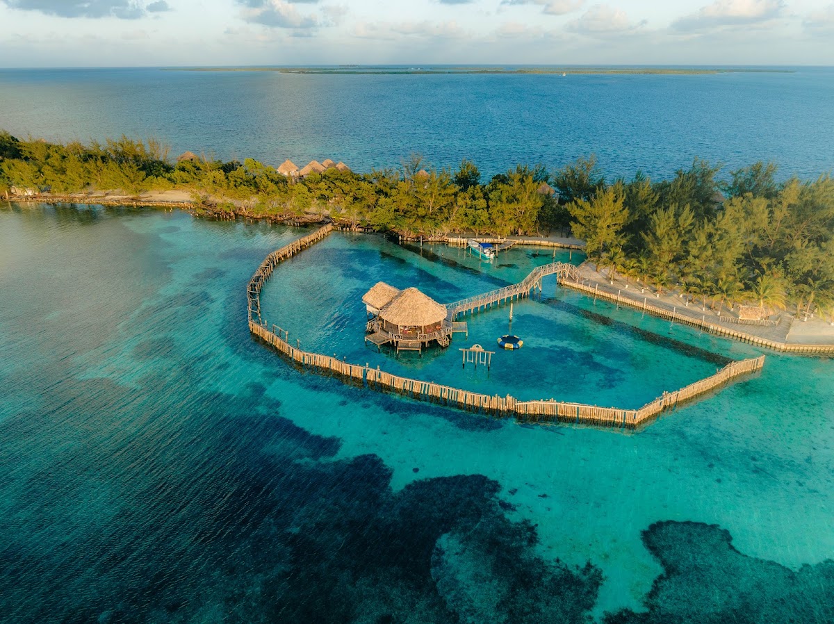 Thatch Caye Resort, a Muy'Ono Resort gallery 4