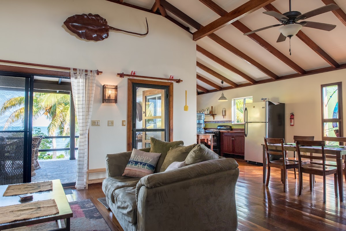 Shallow Bay Beach House gallery 6