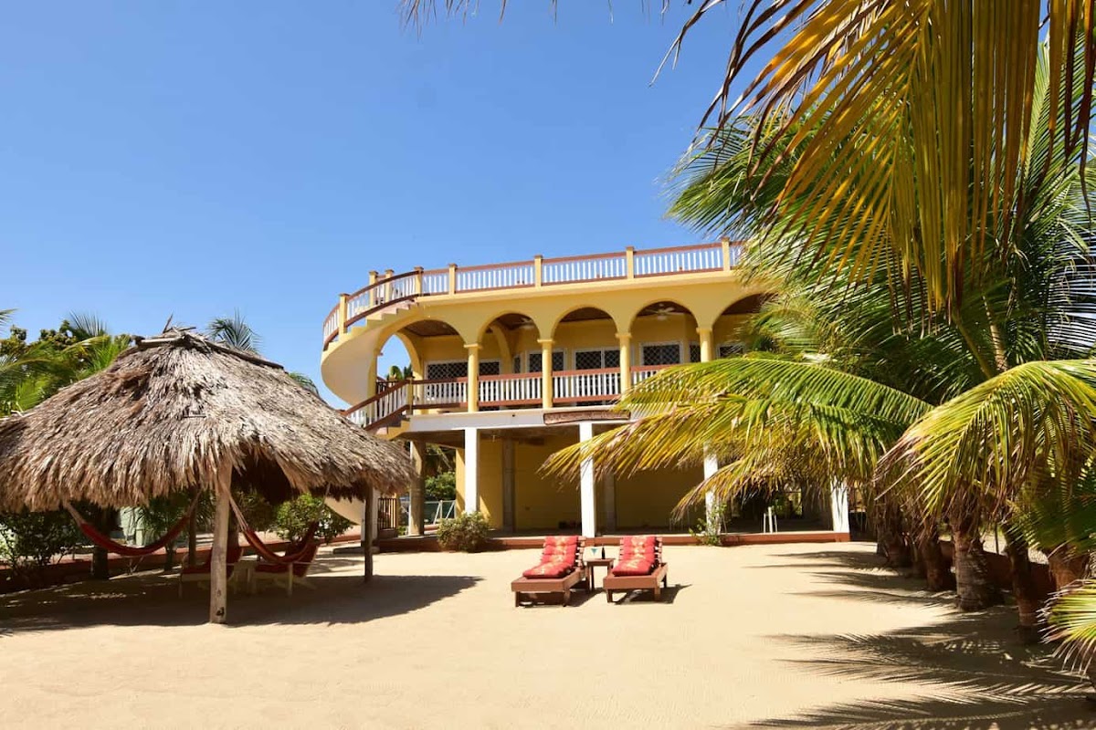 Mellow Yellow Beach House gallery 7