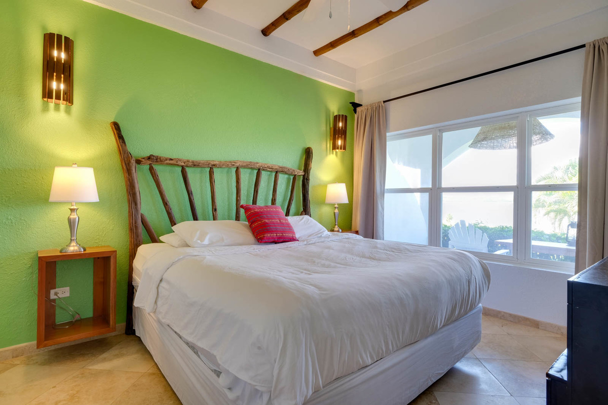 RE/MAX 1st Choice Belize Hopkins gallery 10