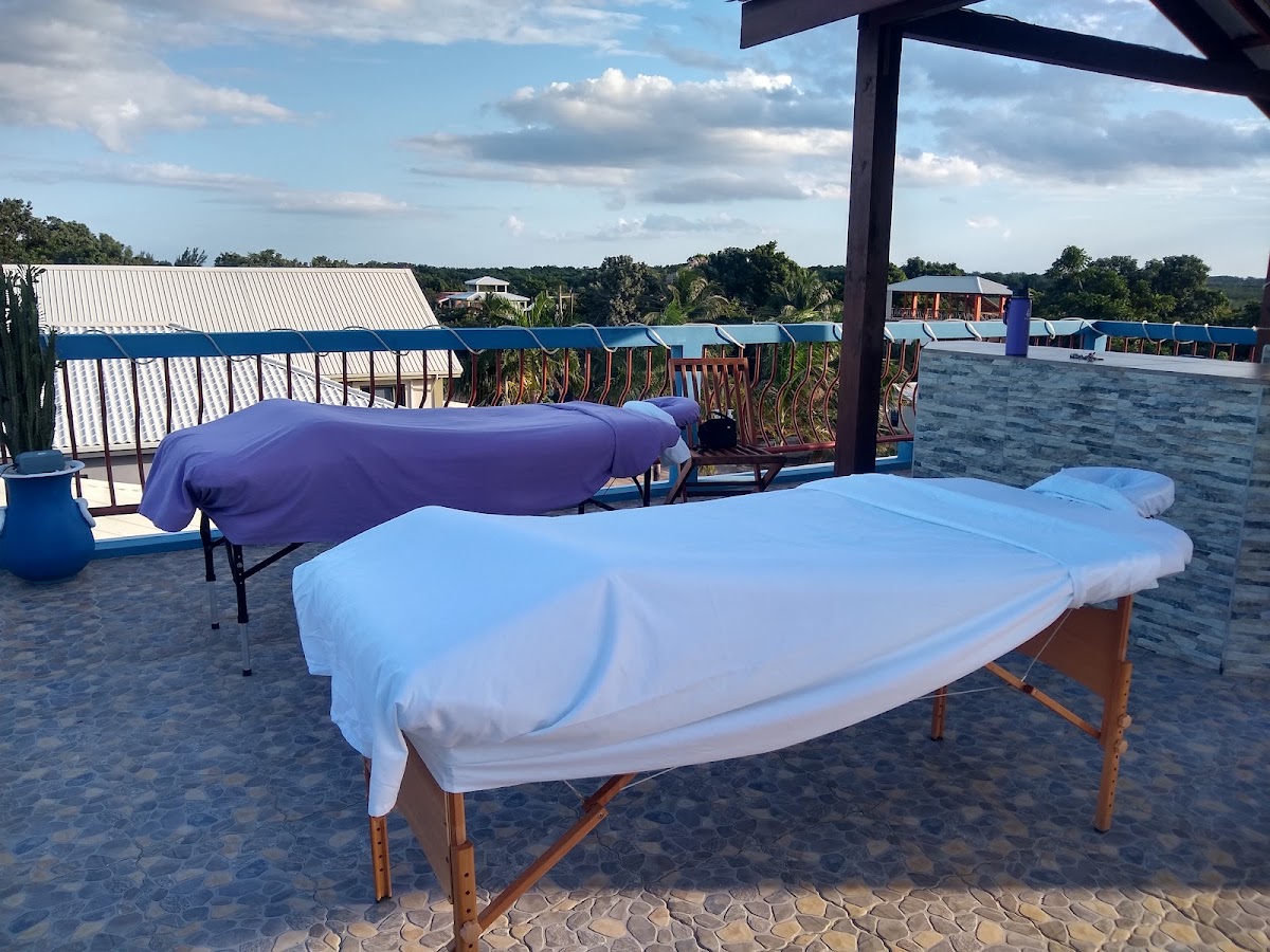 The Right Touch Caribbean Massage gallery 2