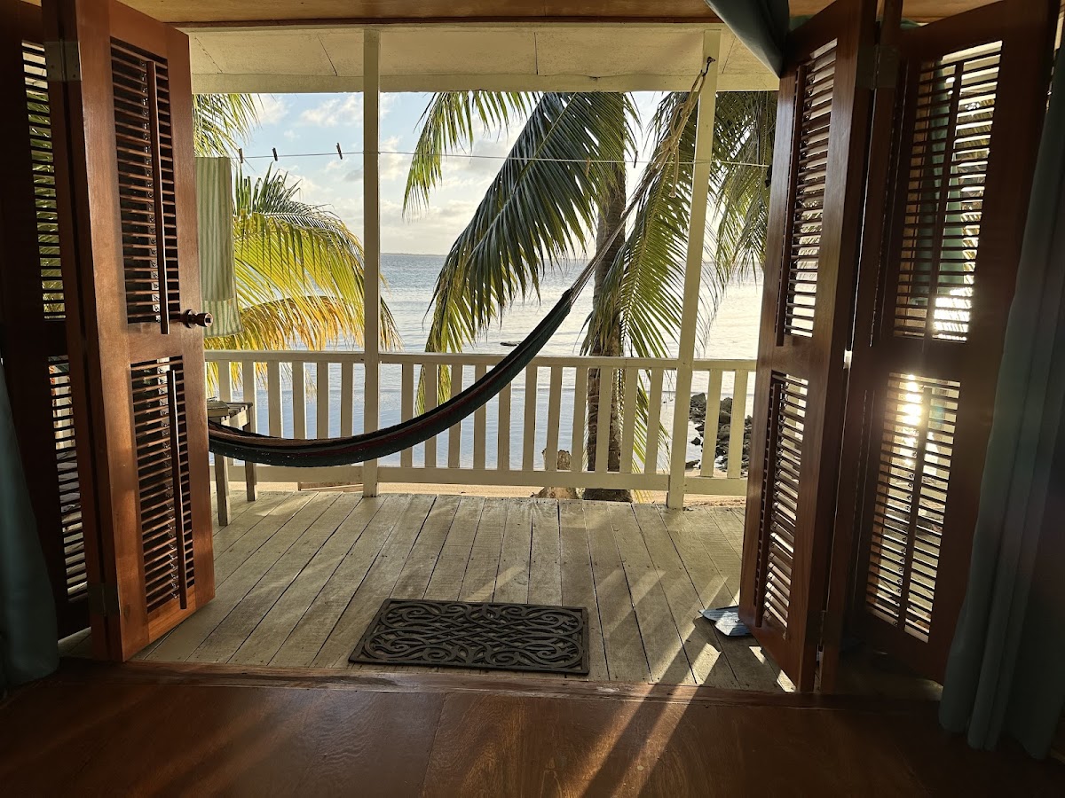 Reef's End Lodge gallery 9