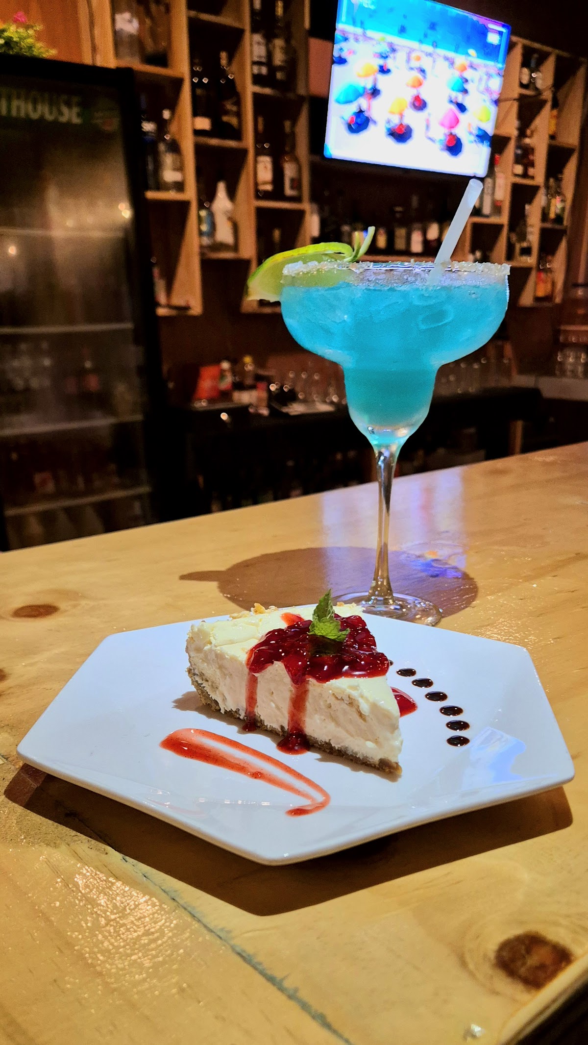 Boca Del Rio Bar & Grill gallery 6