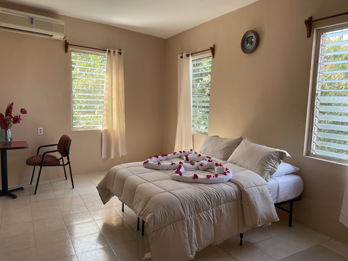 Arnold's Guest House gallery 2