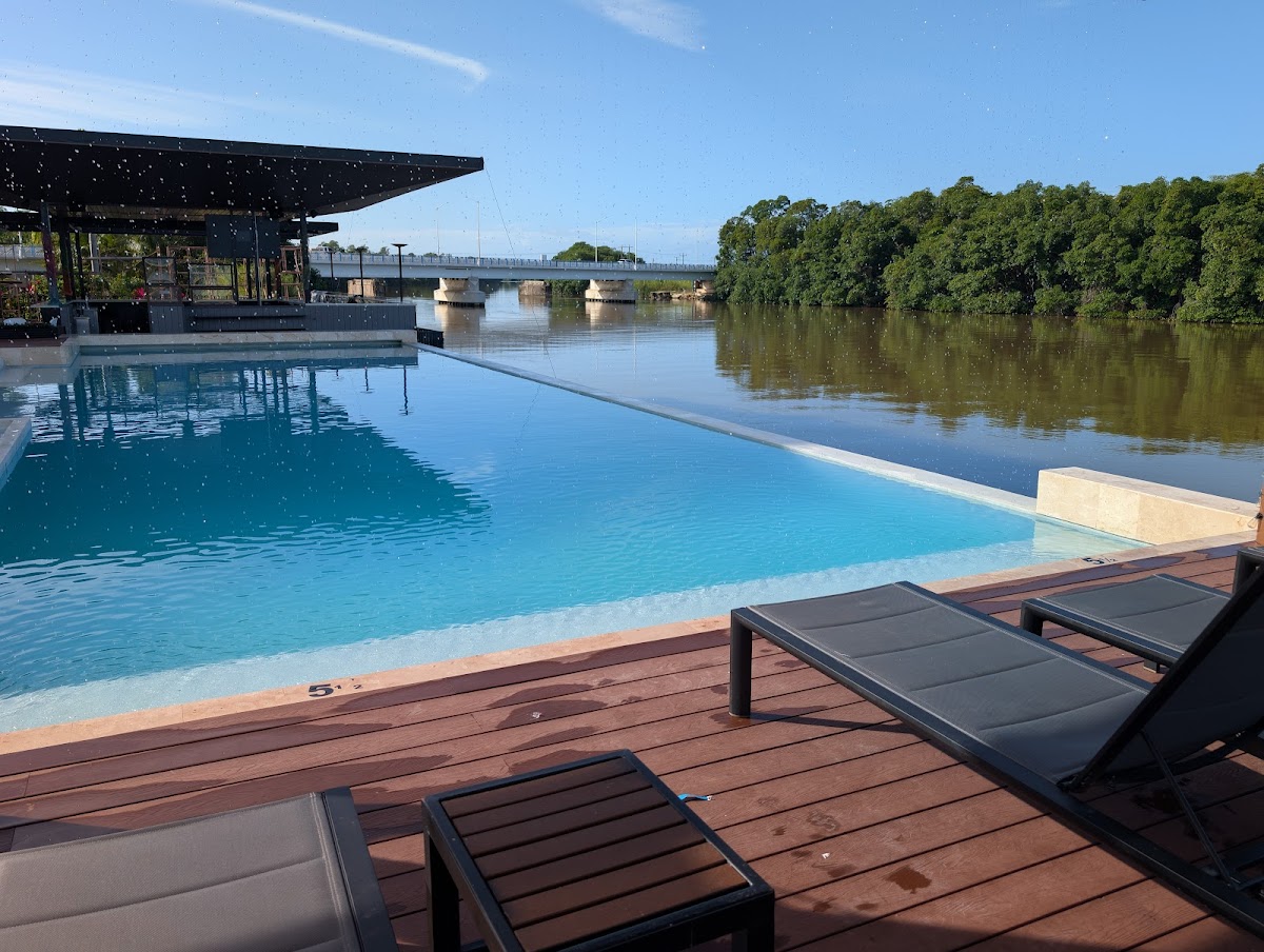 Grand Resort & Residences gallery 3