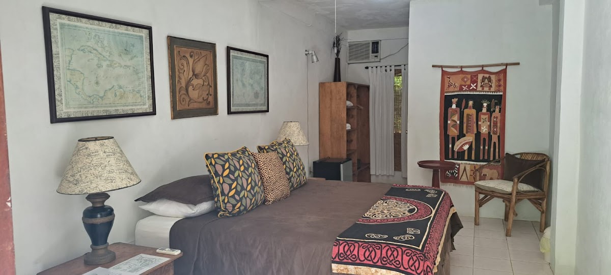 Creekside Oasis gallery 6