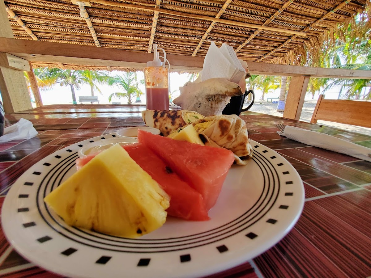 H2V Beach Front Restaurant and Bar gallery 2