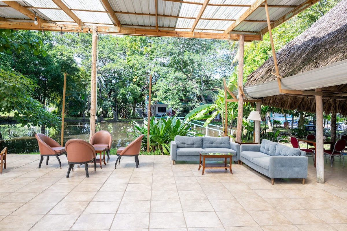 Drift Inn Cayo gallery 6