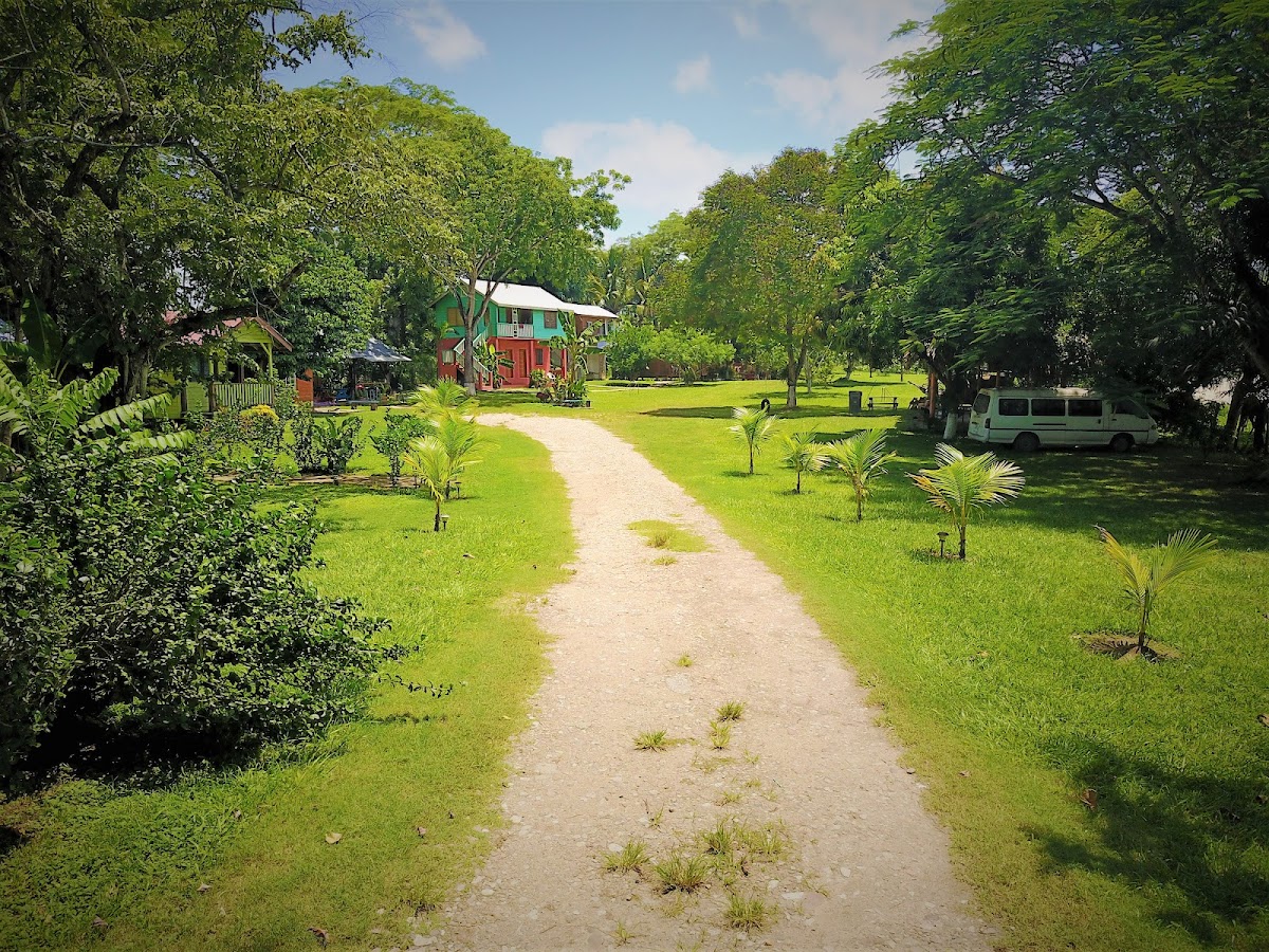 Mana Kai Camping & Cabins gallery 5