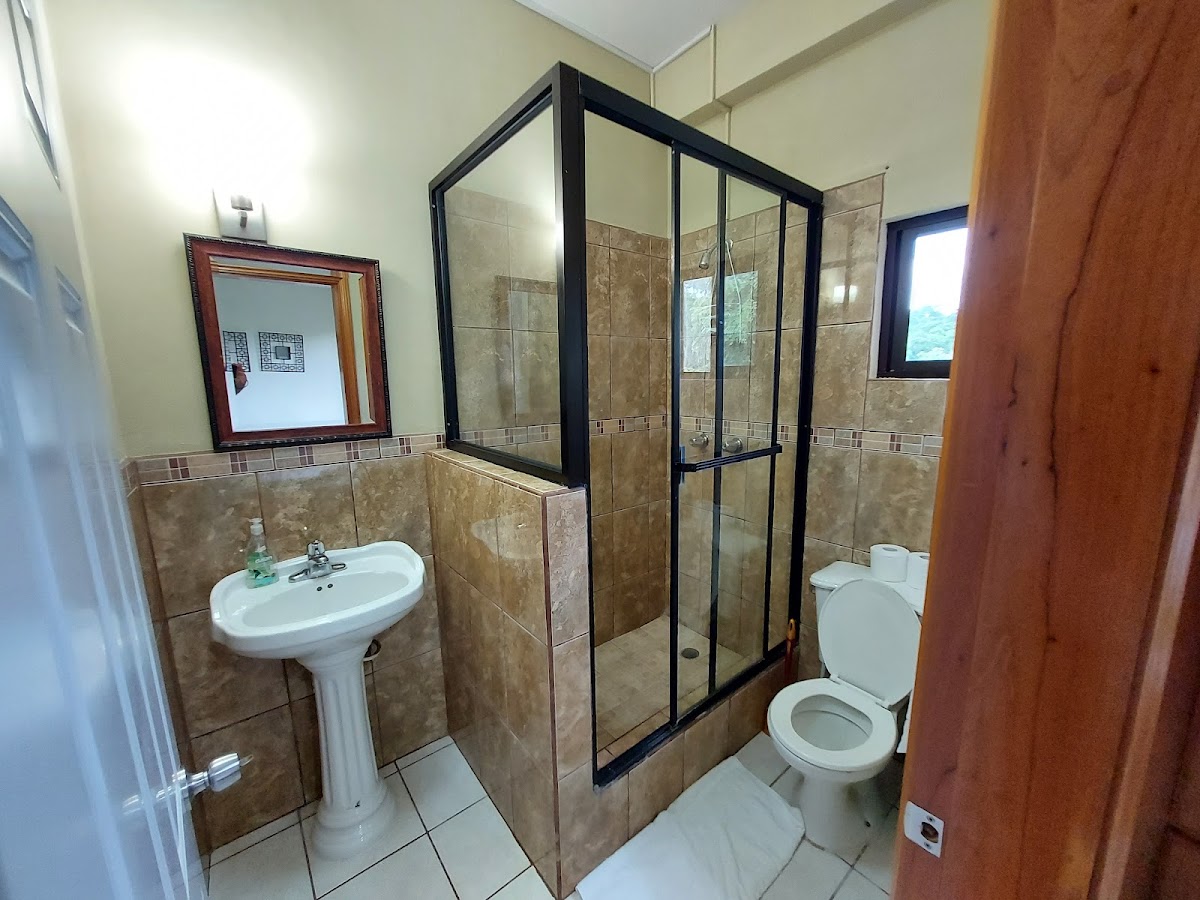 Home Hill Apartments/Vacation Rentals gallery 3