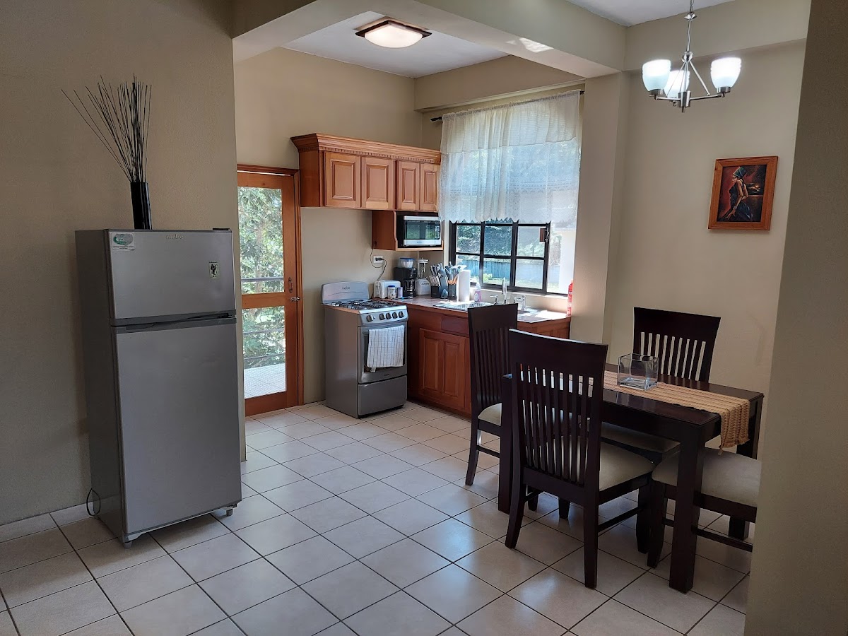 Home Hill Apartments/Vacation Rentals gallery 4