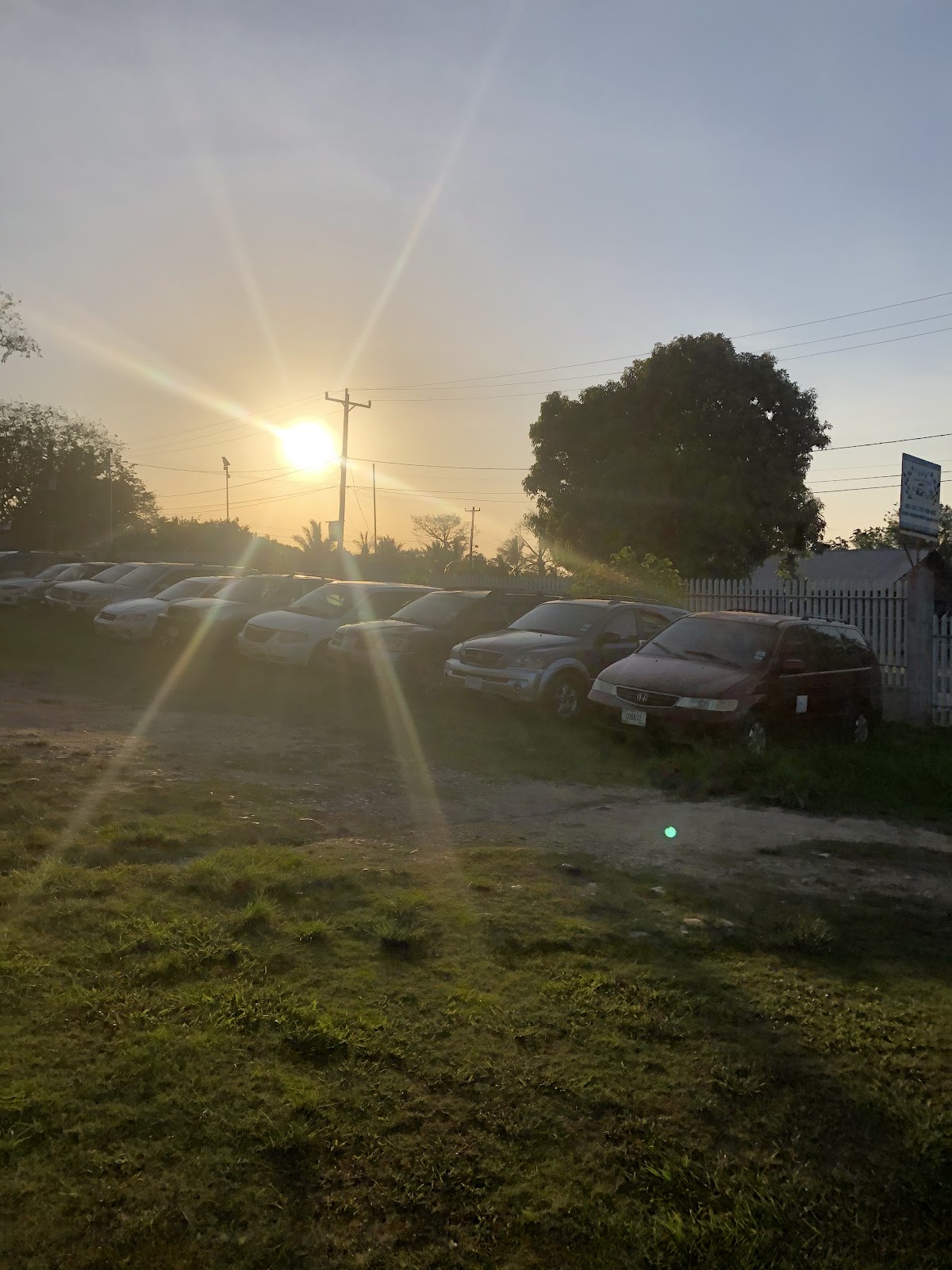 E&V Auto Rental gallery 2