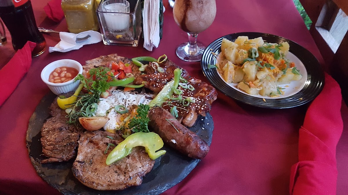 Tolacca Smokehouse BBQ gallery 6
