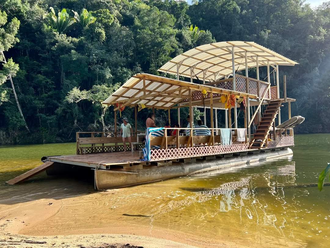 Martz Farm Treehouses and Cabanas Ltd cover