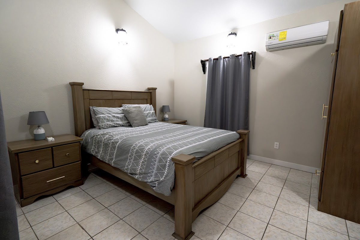 Oakridge Apartment gallery 4