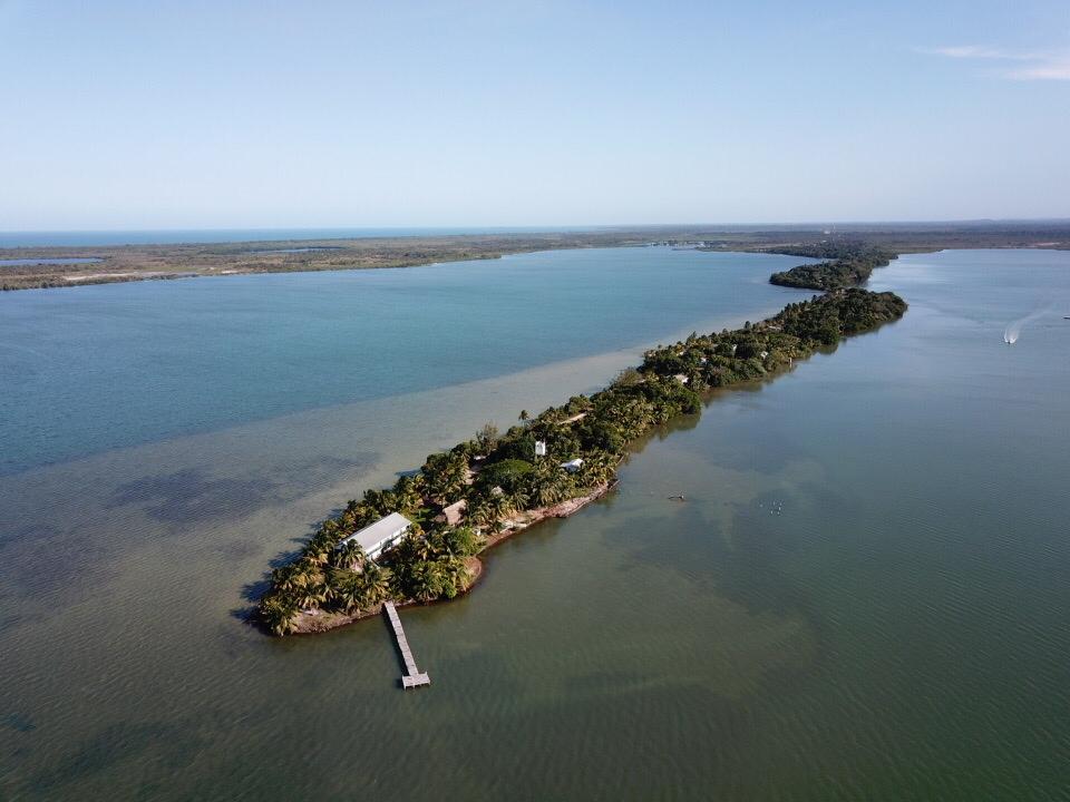 Manatee Lodge Gales Point Belize gallery 4