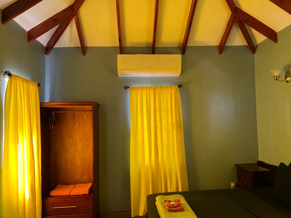 Daphne's Lagoon Lodge gallery 2