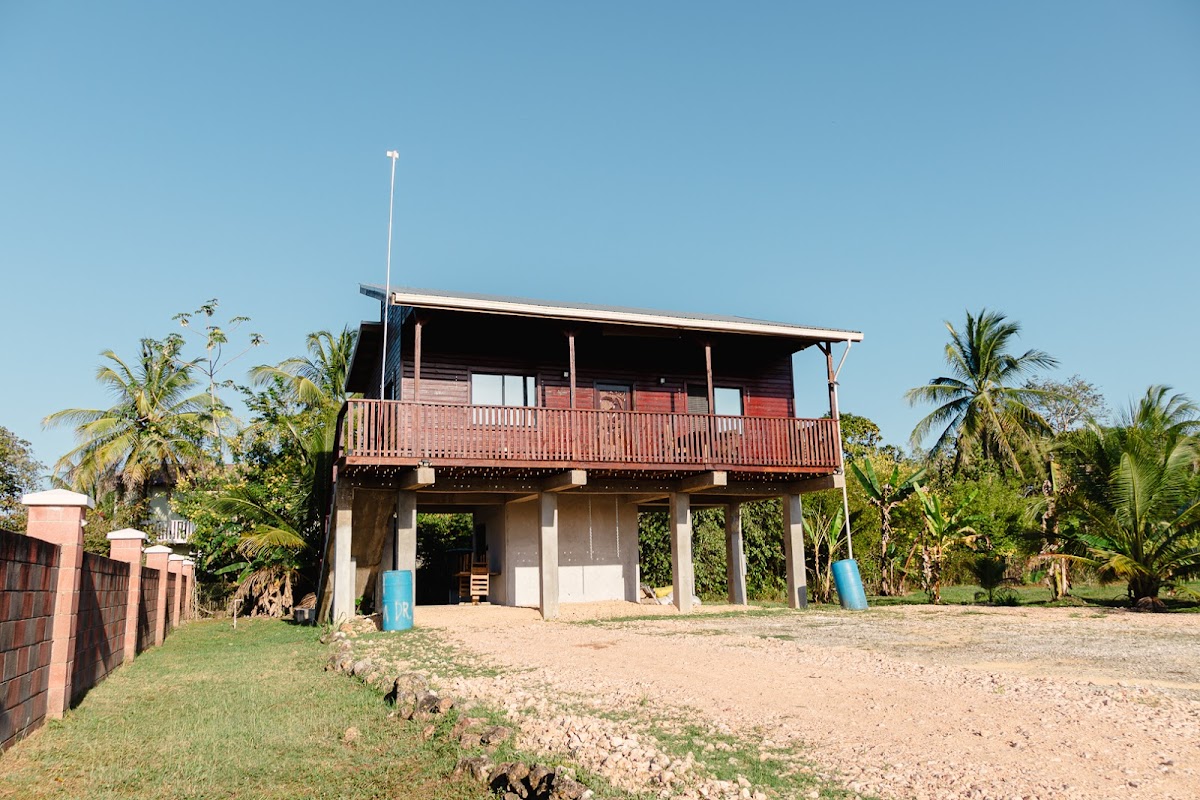 Modern Toucan Farmhouse - Belmopan Escape gallery 6