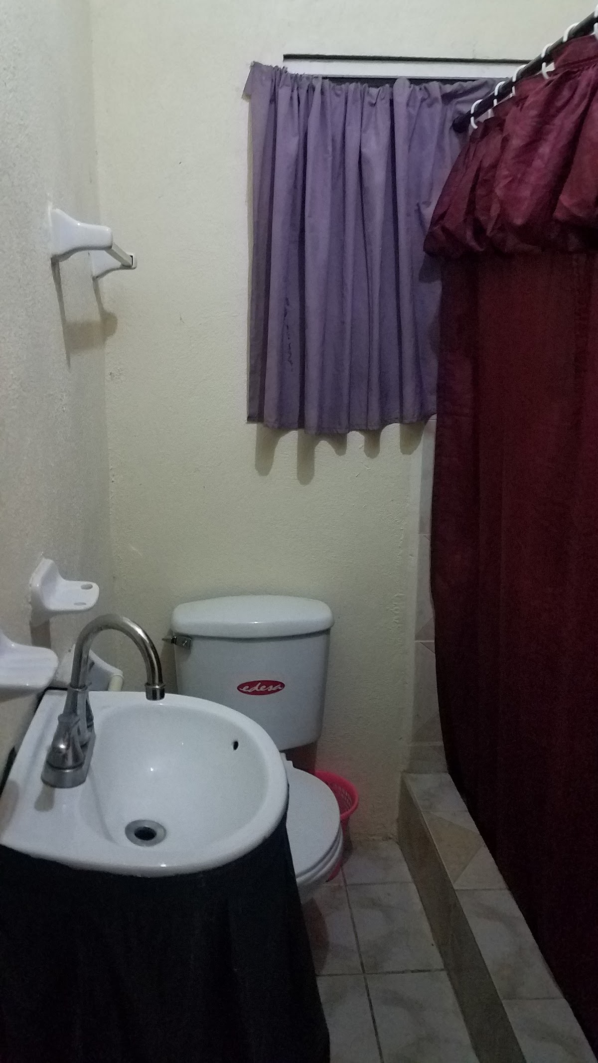 Pelayo's Apartments & Rooms Rentals gallery 8