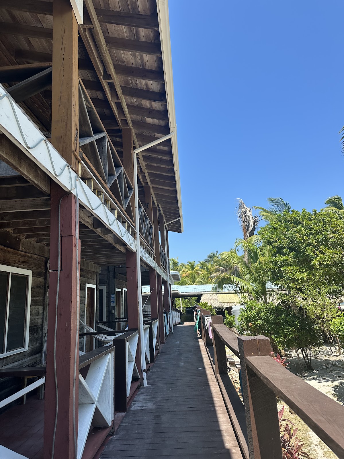 Itza Resort cover