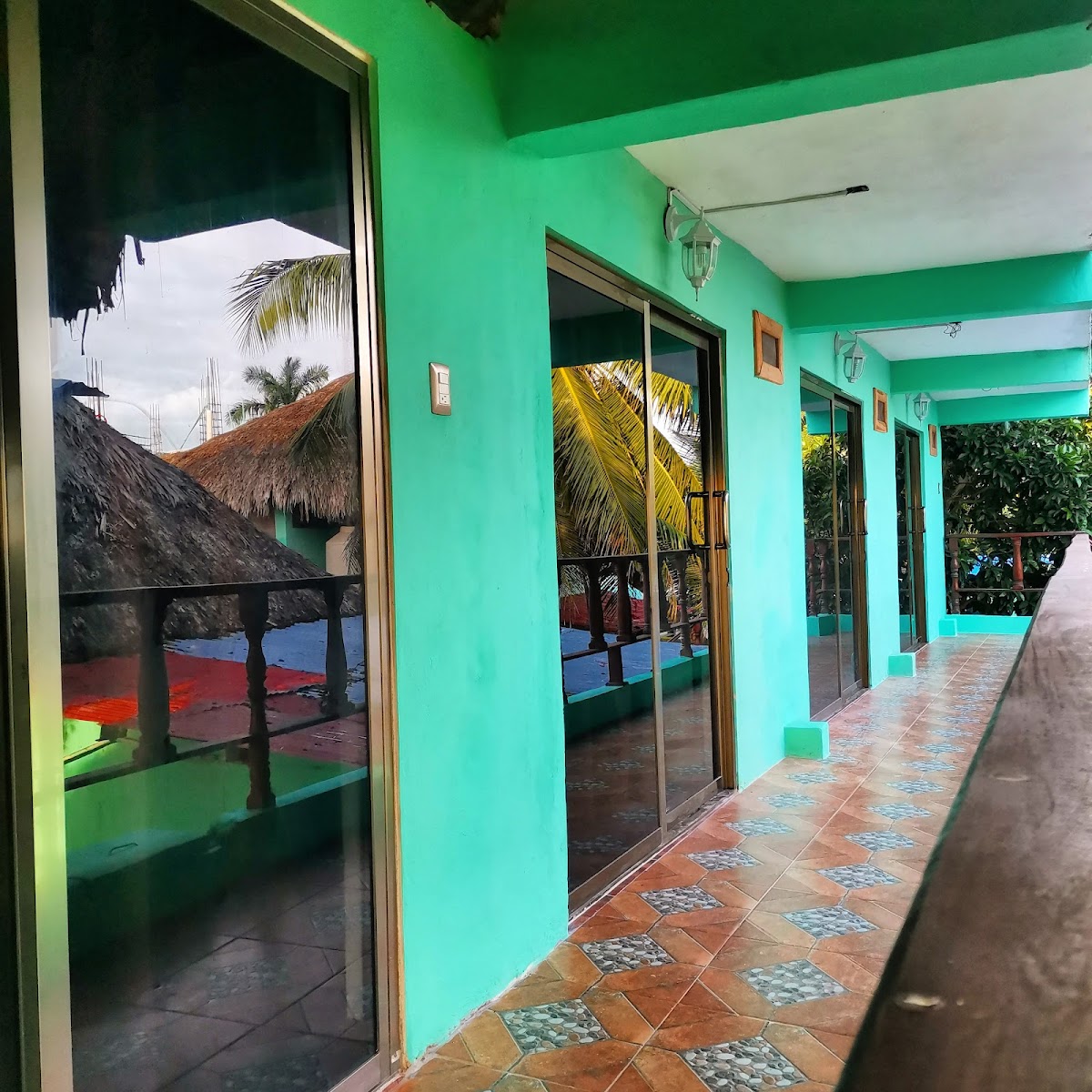 Posada El Refugio cover