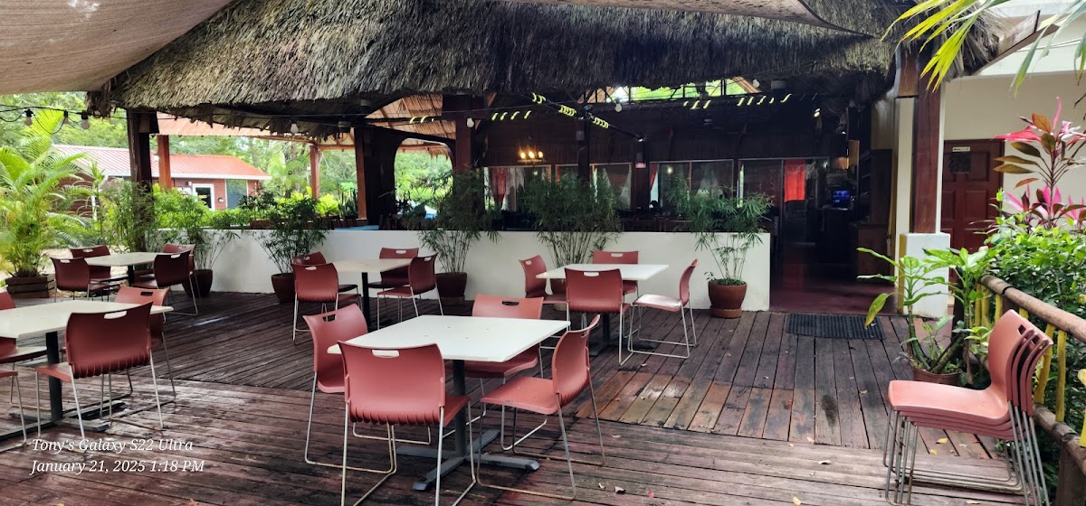 Kiki Witz Restaurant and Spa cover