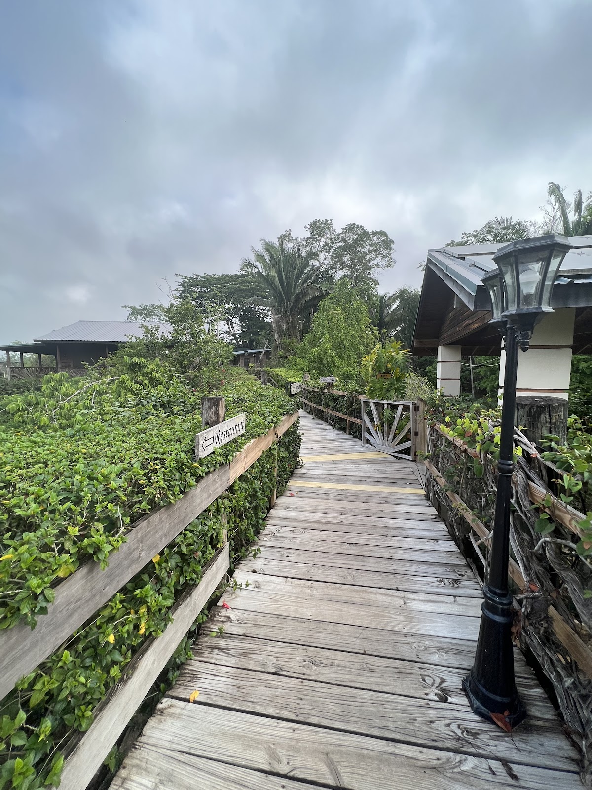 Juntos Cottages & Rooms cover