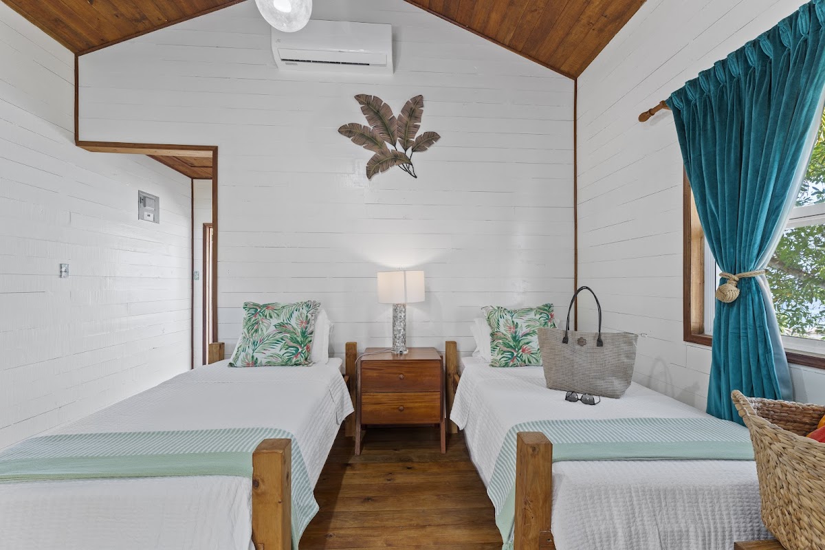 Tarpon Sands gallery 4