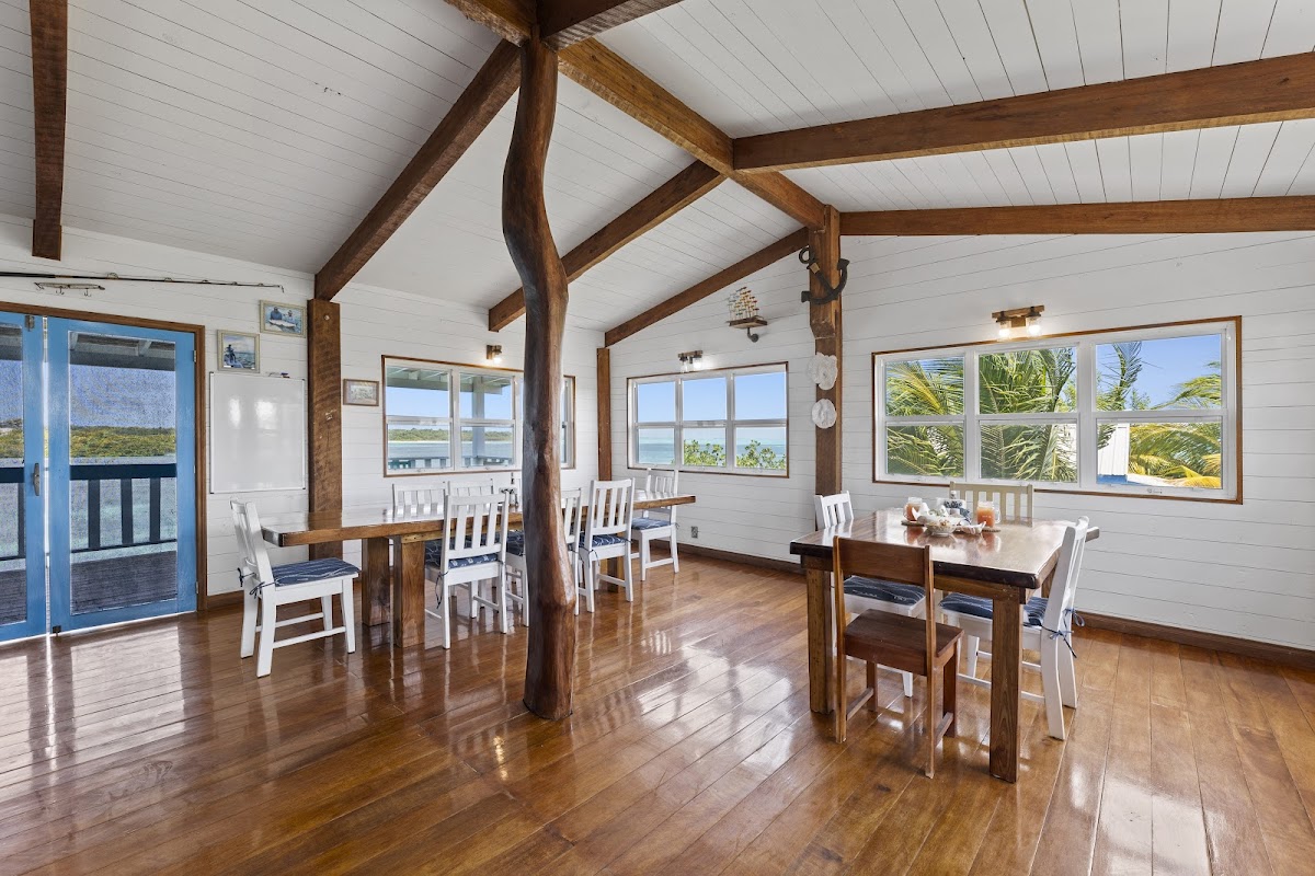 Tarpon Sands gallery 9