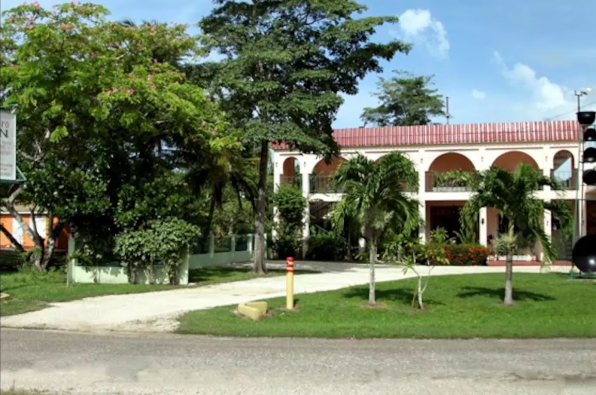 El Chiclero Inn gallery 4