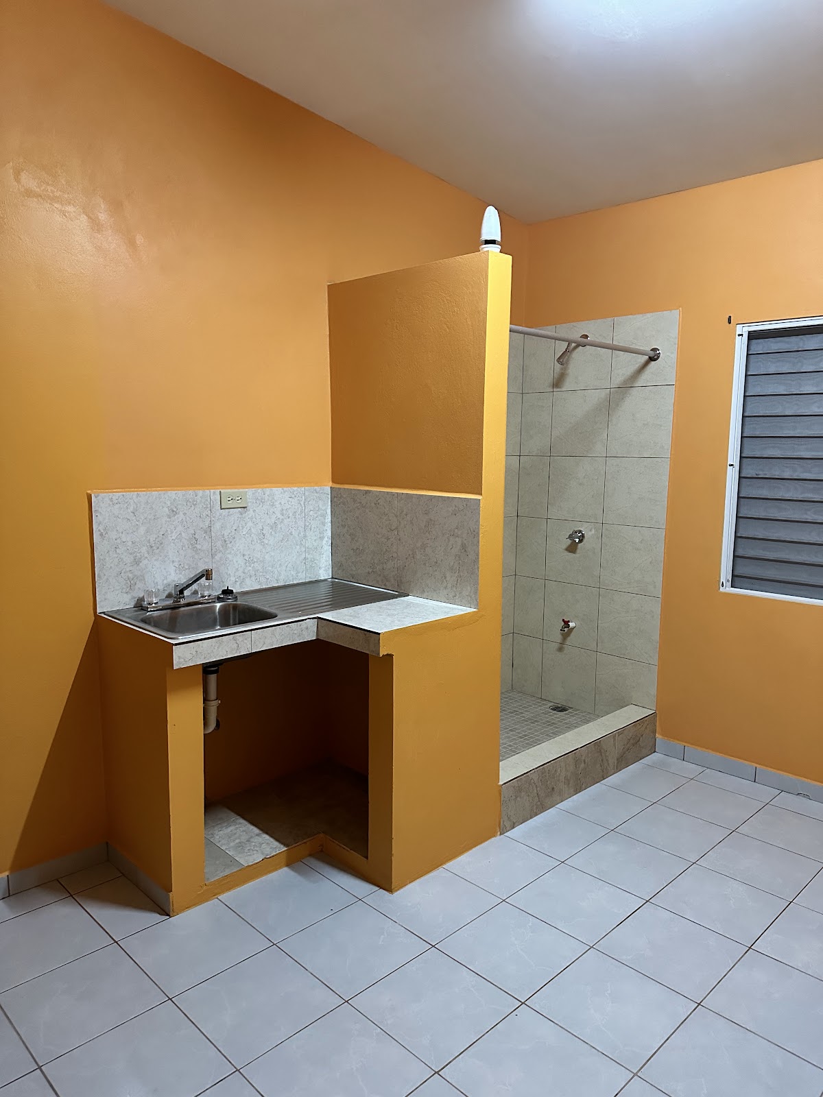 Gutiérrez Pérez Road Apartments gallery 7