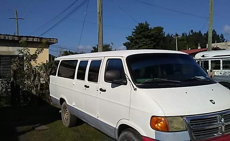Sergio’s Shuttle Transfers and Van Rentals gallery 2