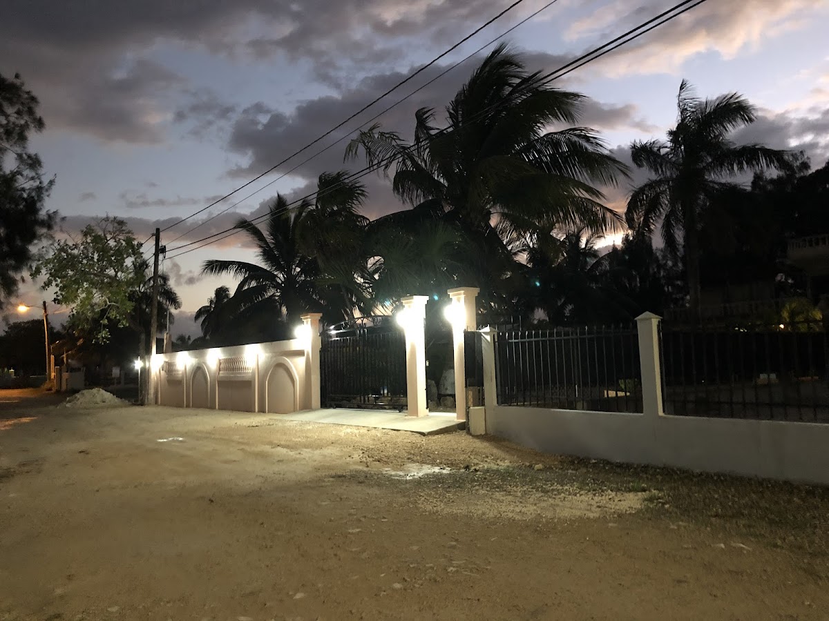 Chateaux Pelican gallery 4