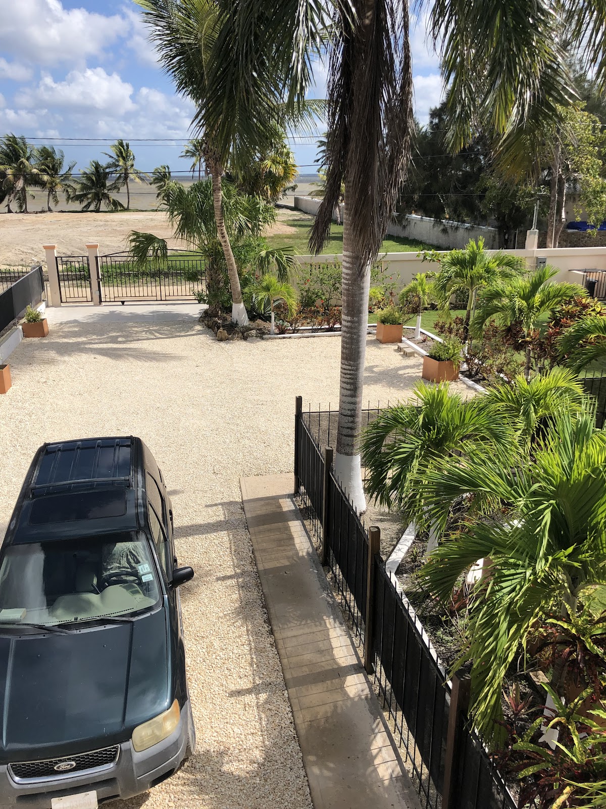 Chateaux Pelican gallery 8