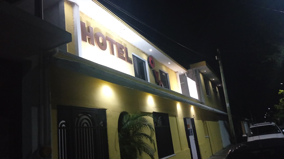 OYO Hotel Marías gallery 6