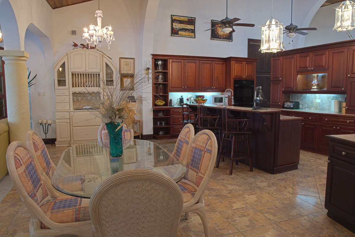 RE/MAX 1st Choice Belize Corozal gallery 5