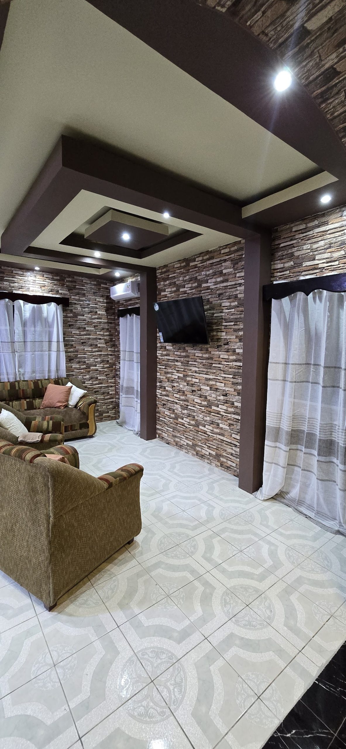 Mom's Vacation Home gallery 6