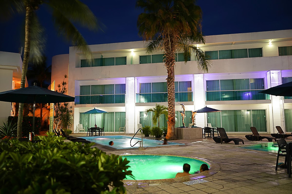 Hotel los Cocos cover