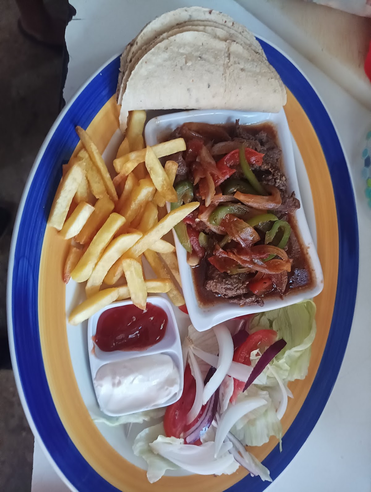 Raquels Kitchen gallery 5