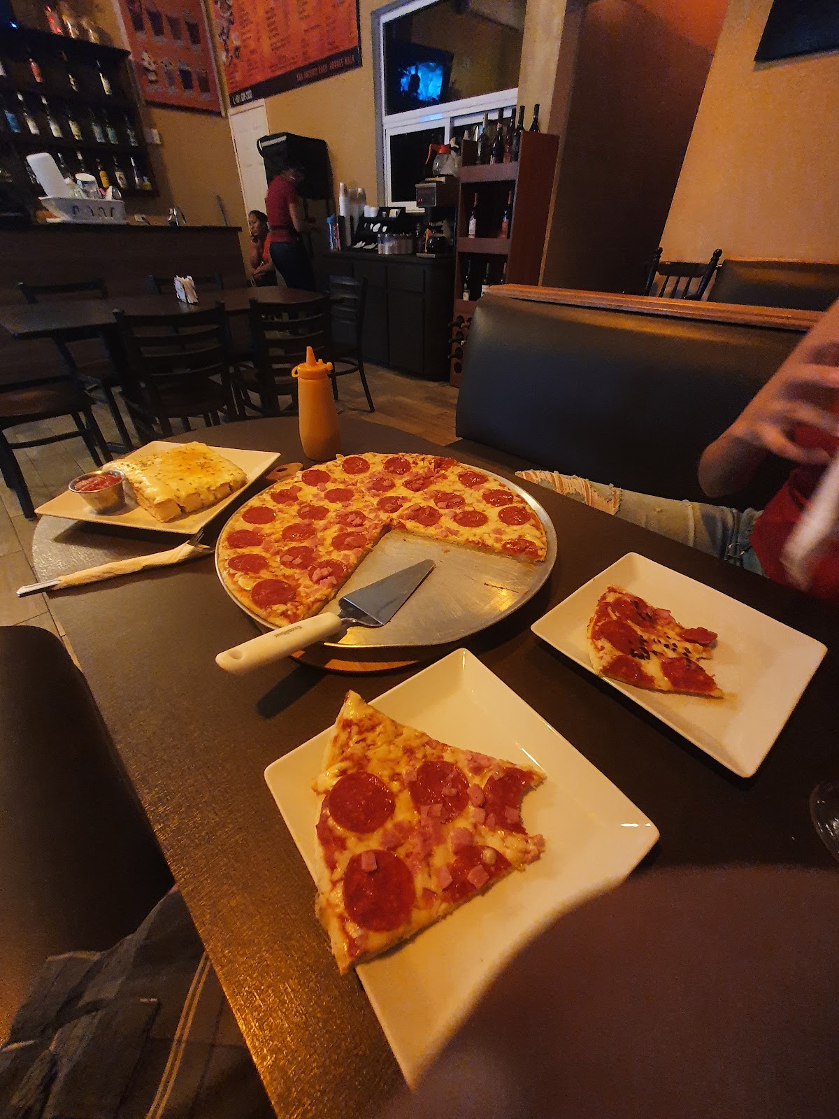 Aroma Cafe & Lounge gallery 10