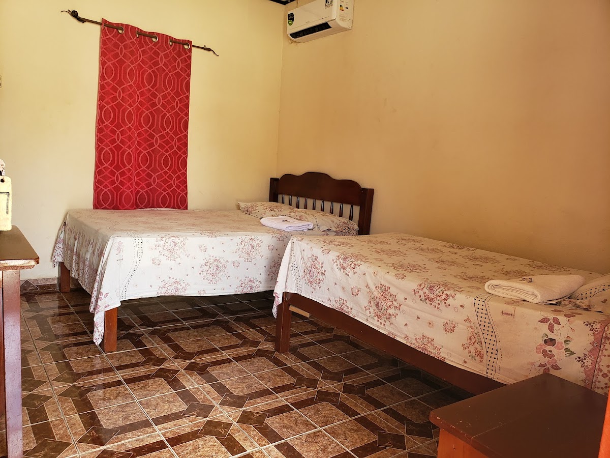 Reyes Guest House gallery 4
