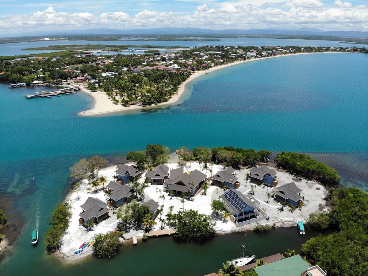 The Enclave on Placencia Caye gallery 4
