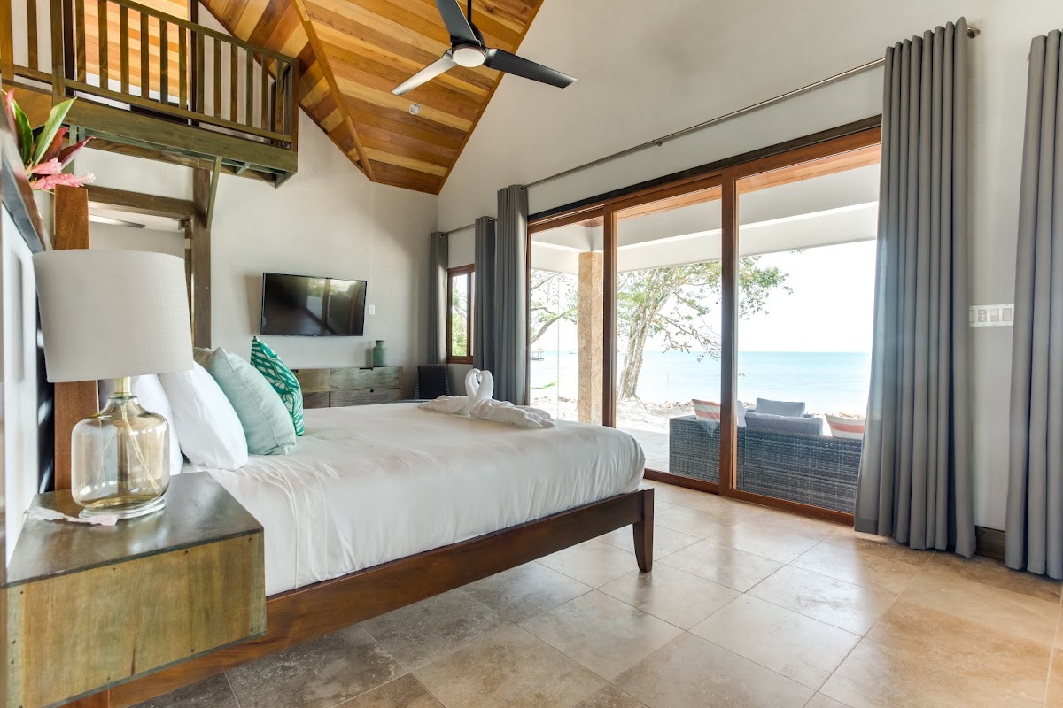 The Enclave on Placencia Caye gallery 5